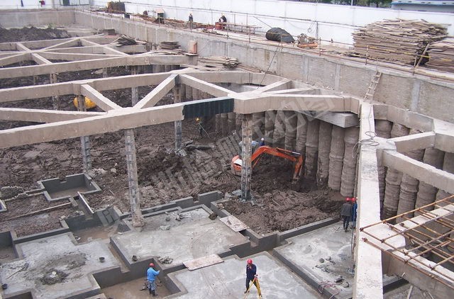 上海市鋼結(jié)構(gòu)廠房中構(gòu)件銹蝕、防腐檢測(cè)